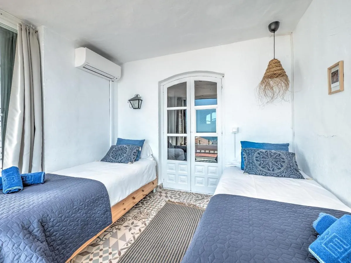 Newly Renovated Apartment In Nerja With Huge Pool