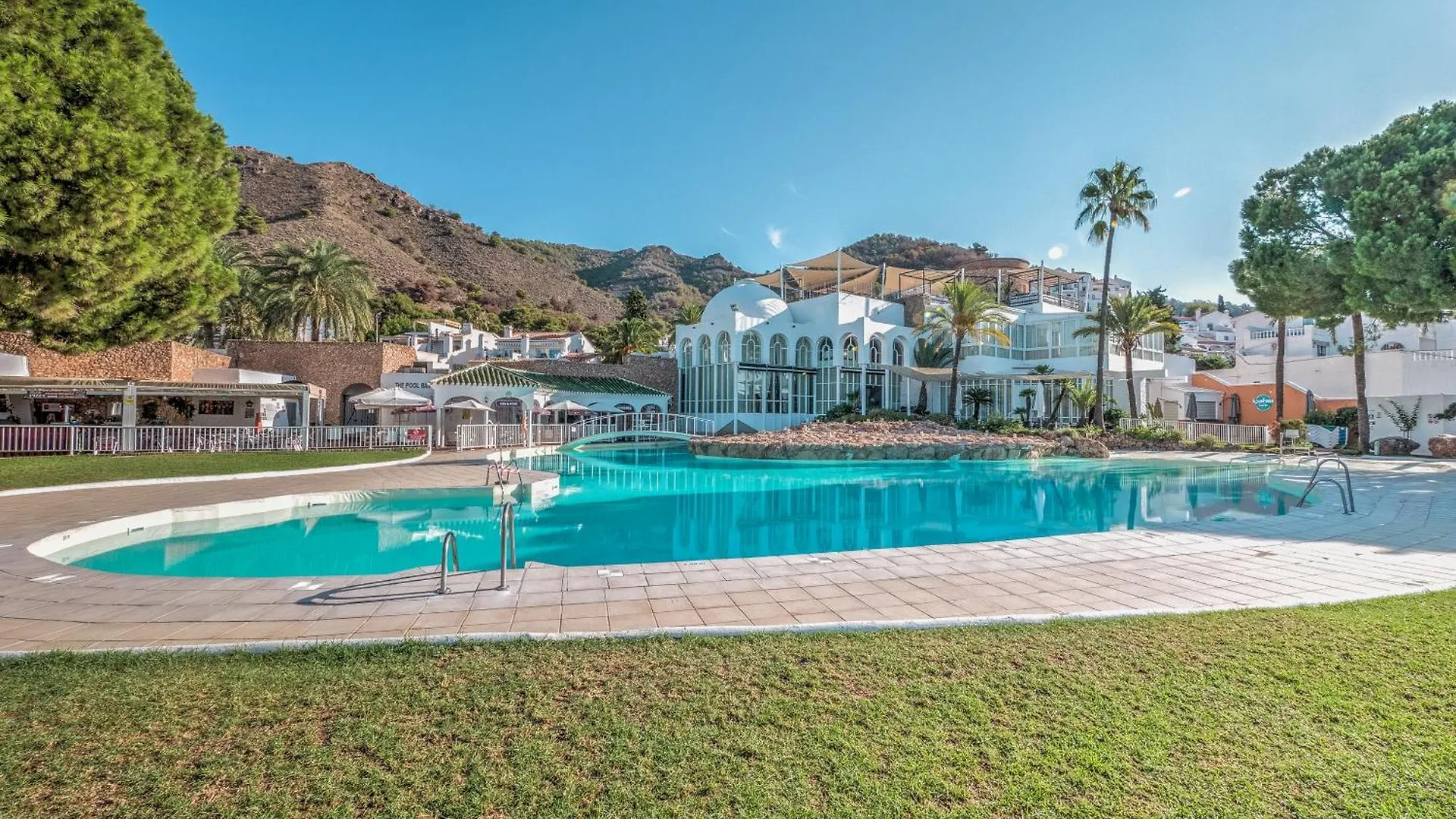 Newly Renovated Apartment In Nerja With Huge Pool 0*,