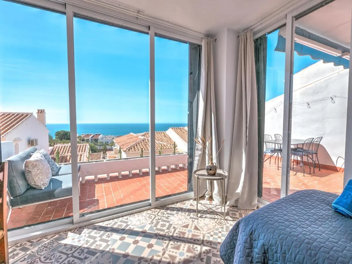 Newly Renovated Apartment In Nerja With Huge Pool